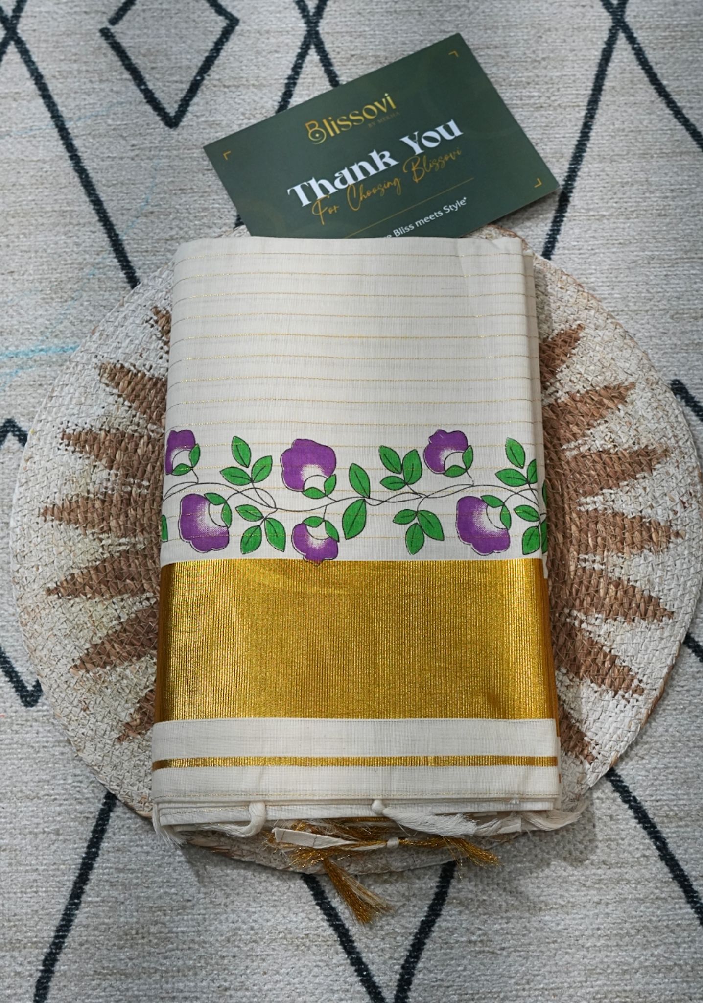 Shyama Pushpa Vine Kasavu Saree